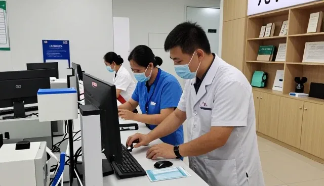 从学校与医院说起:健康咨询临床诊疗
